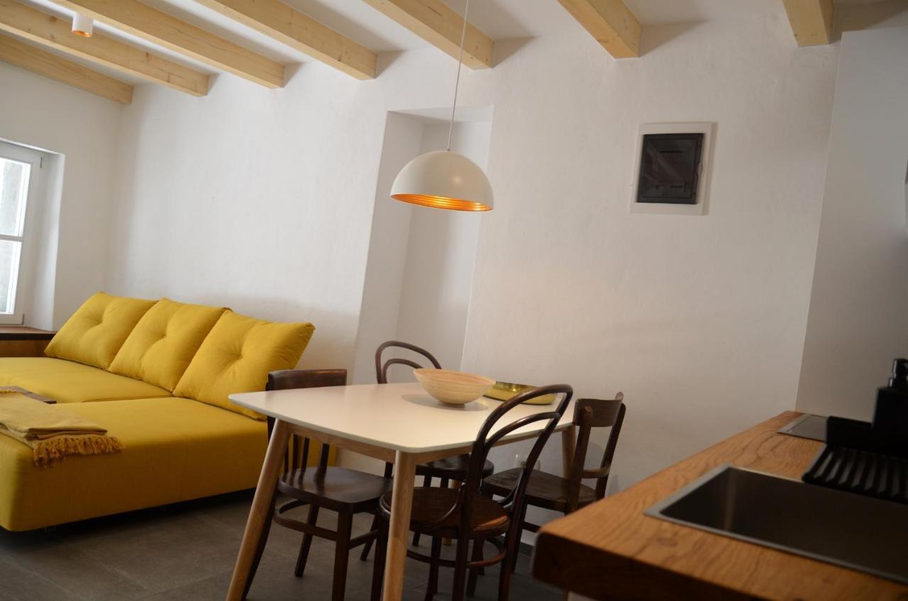 Apartments Martamare Martinšćica エクステリア 写真