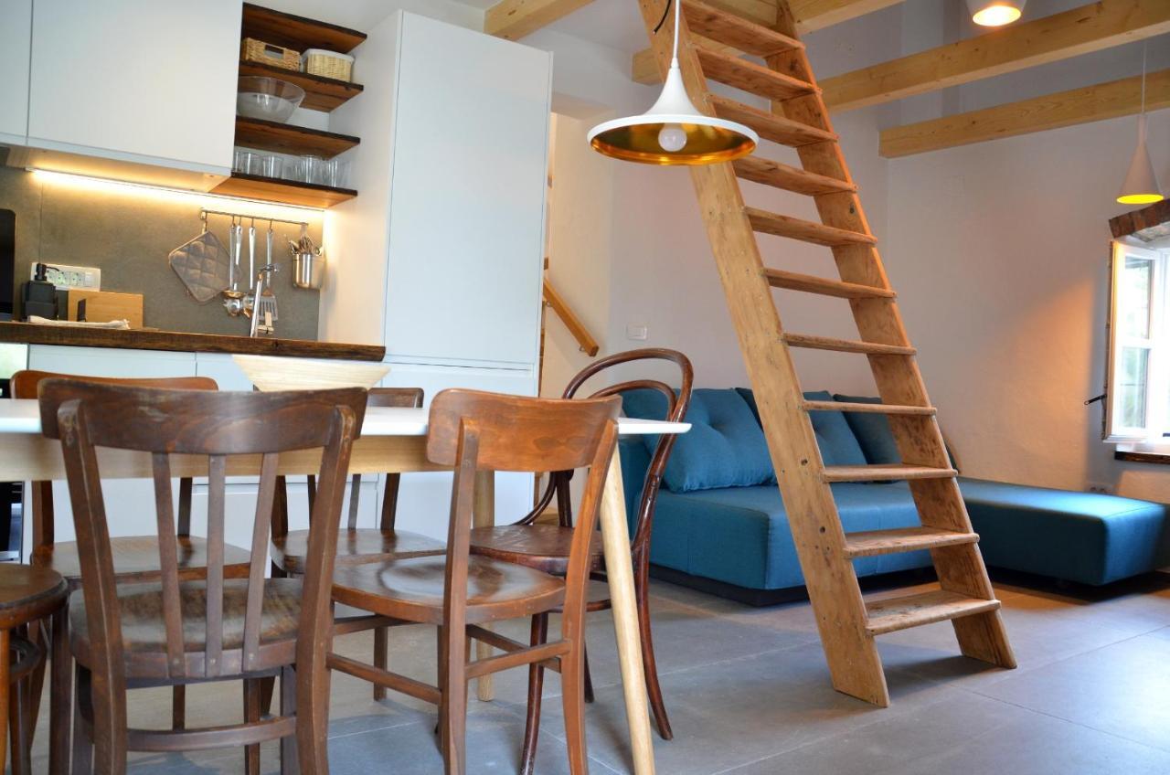 Apartments Martamare Martinšćica エクステリア 写真