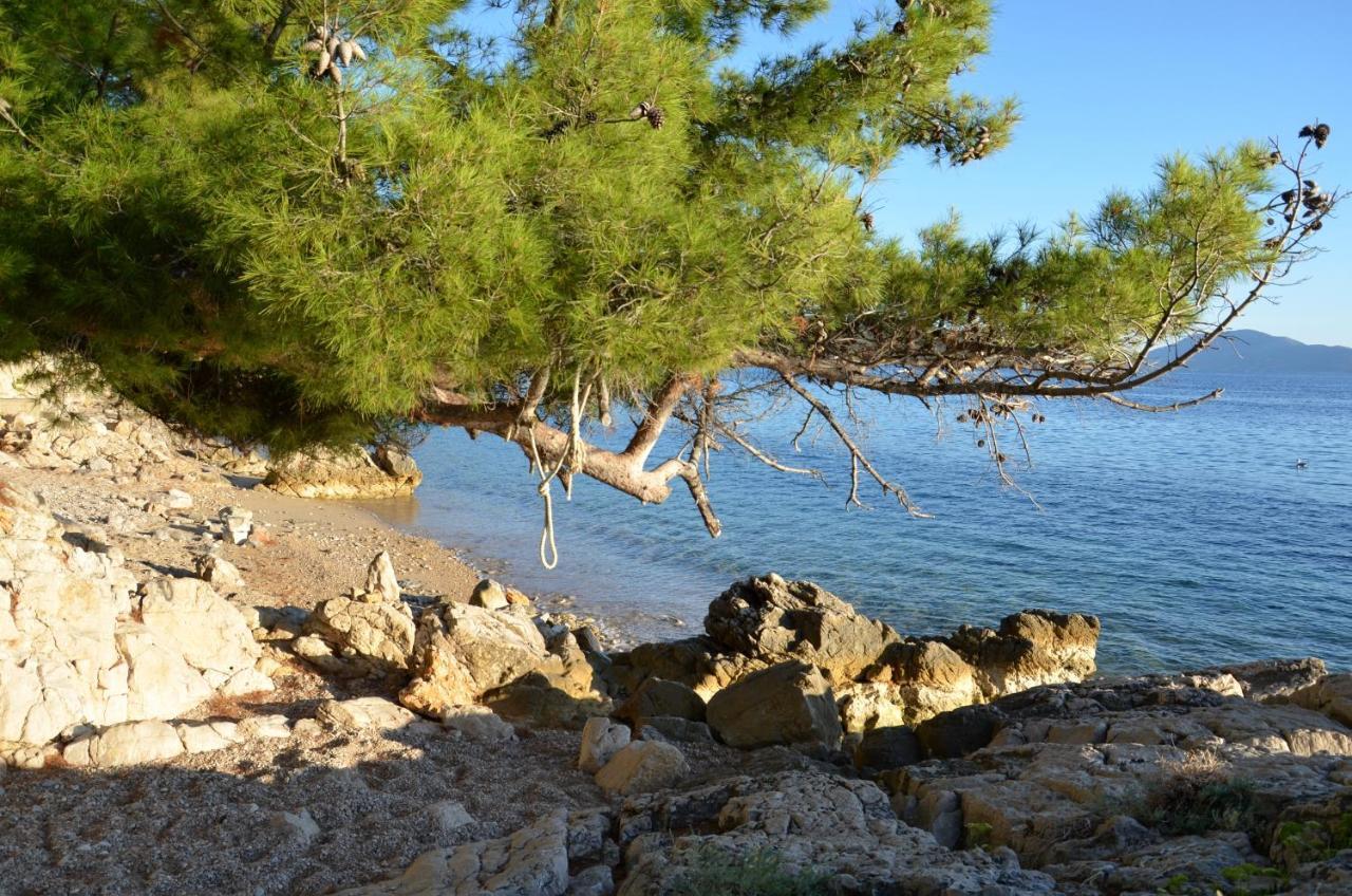 Apartments Martamare Martinšćica エクステリア 写真