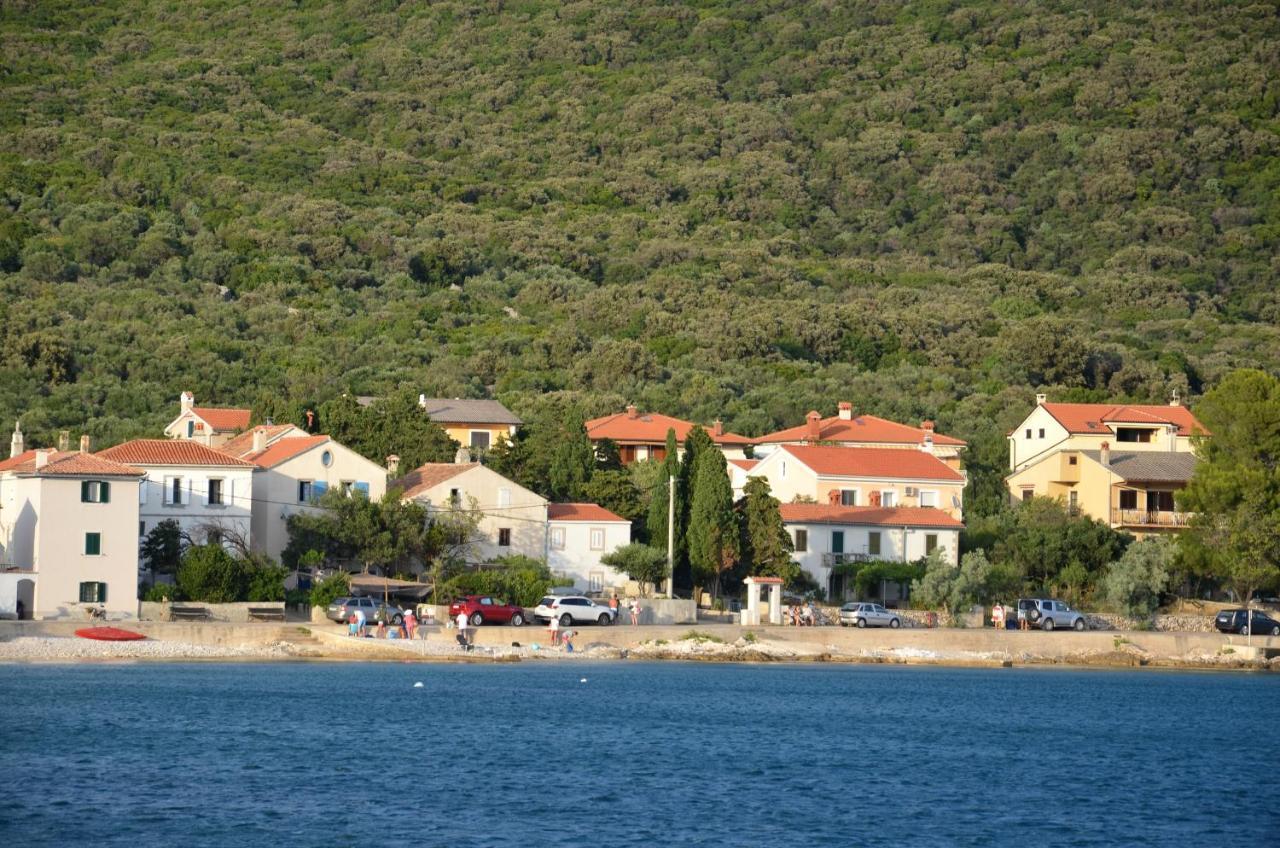 Apartments Martamare Martinšćica エクステリア 写真