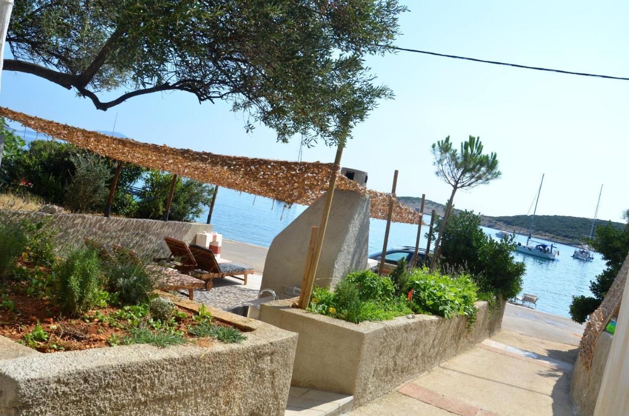 Apartments Martamare Martinšćica エクステリア 写真