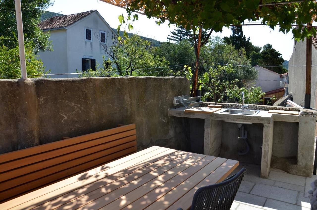 Apartments Martamare Martinšćica エクステリア 写真