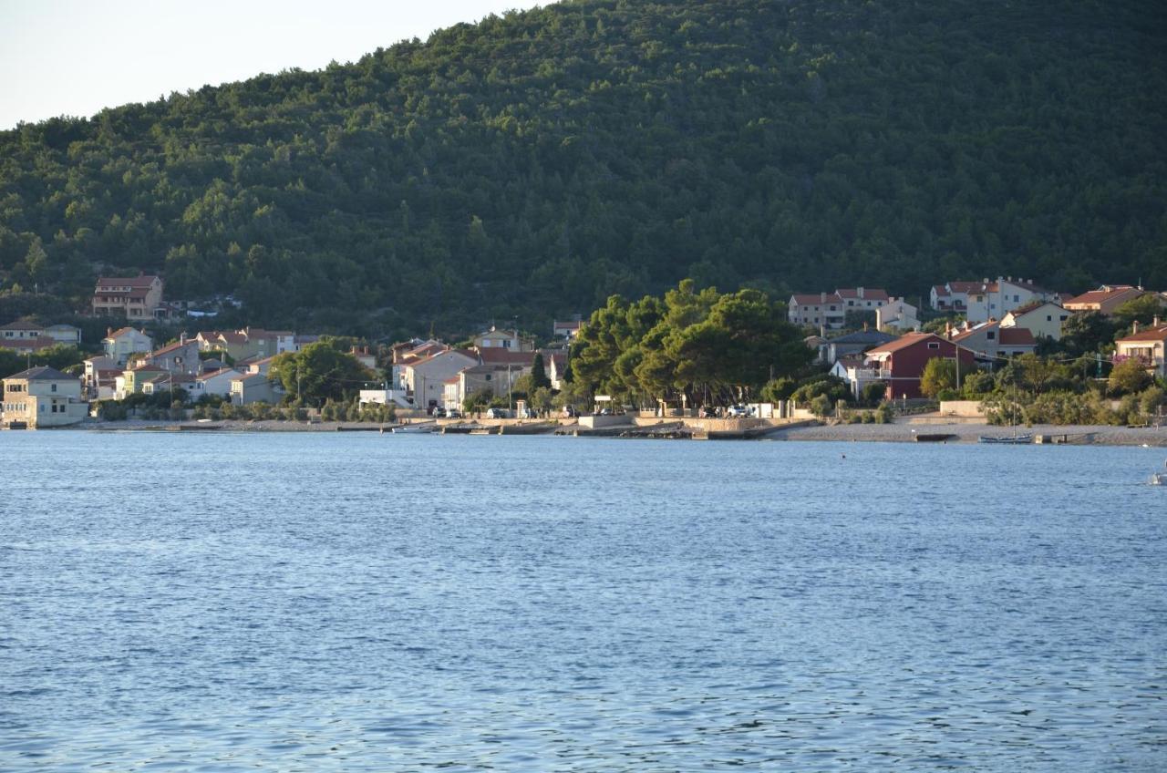 Apartments Martamare Martinšćica エクステリア 写真