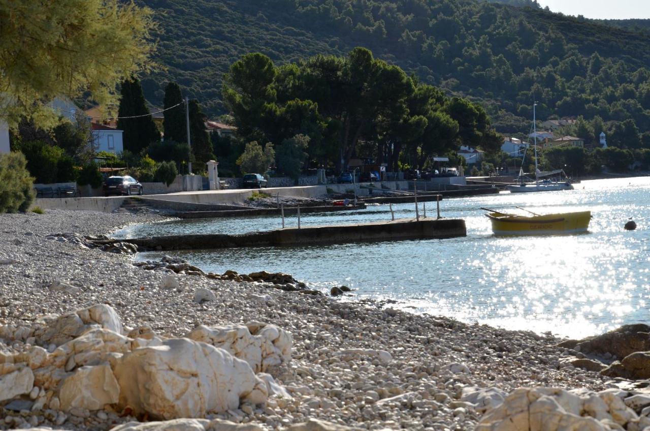 Apartments Martamare Martinšćica エクステリア 写真